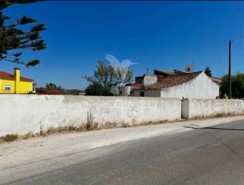 Lote urbano para construção de moradia térrea