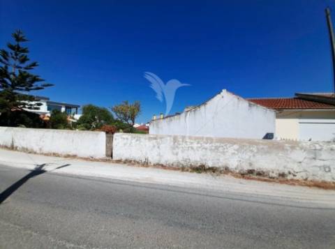 Lote urbano para construção de moradia térrea