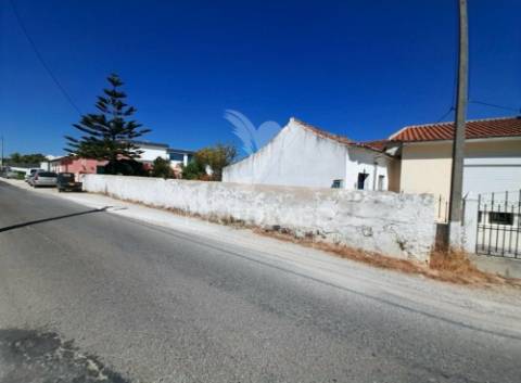 Lote urbano para construção de moradia térrea