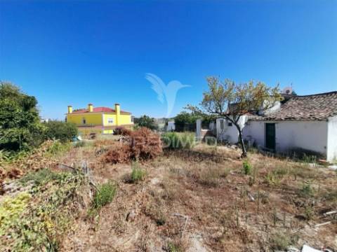 Lote urbano para construção de moradia térrea