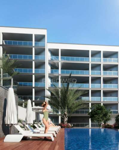 Apartamento t4 de  luxo na estrada monumental