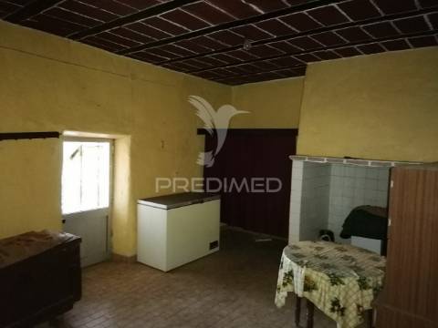 Moradia em montalvão