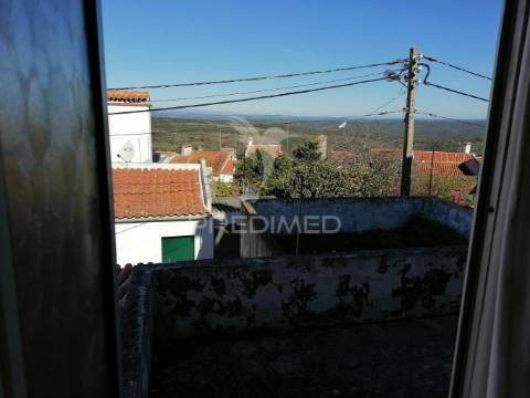 Moradia em montalvão