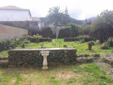 Moradia de traça antiga - agualva