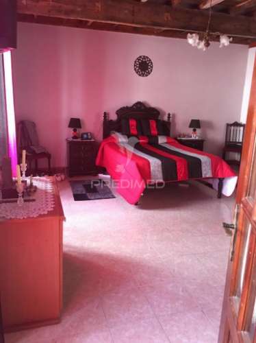 Moradia de traça antiga - agualva