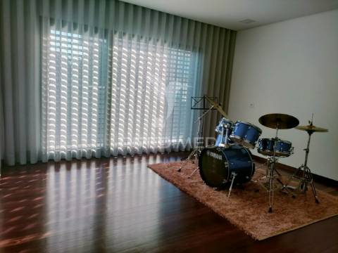 Moradia individual de luxo v3 - guimarães