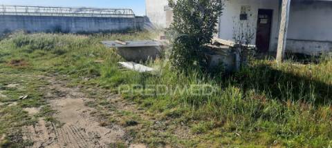 Terreno urbano p/construção