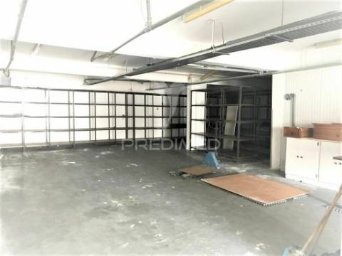 Espaço comercial ou armazém - santa eulália - albufeira oportunidade única.