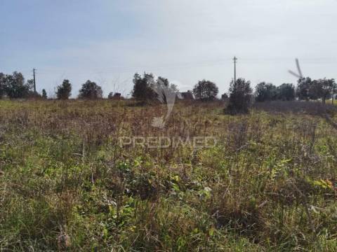 Terreno rústico vedado com 9,600.00m2