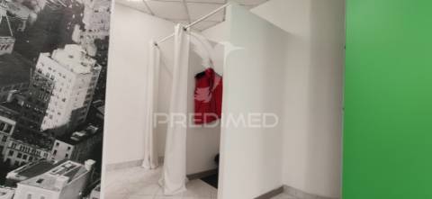 Vende-se loja - alverca do ribatejo