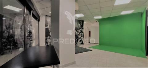 Vende-se loja - alverca do ribatejo