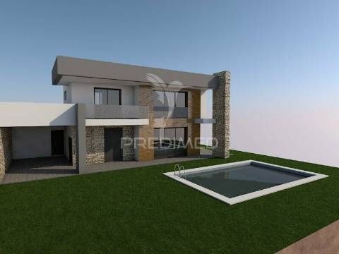 Terreno p/ construção com 6480m2