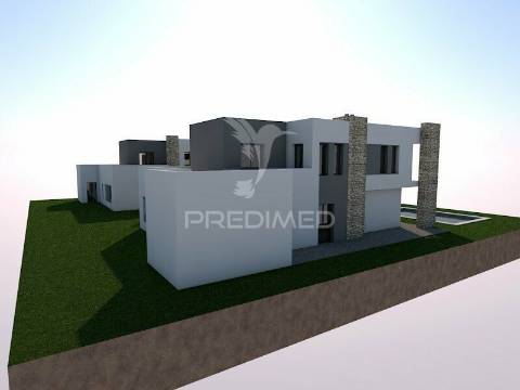 Terreno p/ construção com 6480m2