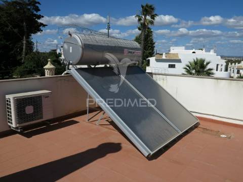 Moradia t4 com vista mar em alporchinhos , porches algarve