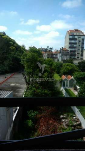 Prédio á boavista c/ projecto aprovado