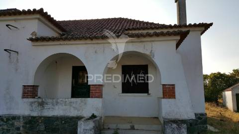 Moradia t4 + 1 - aldeia mineira do lousal