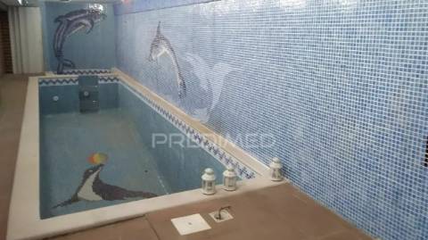 Olhão-luxuosa moradia nova v4  piscina interior privada, ginásio e bbq