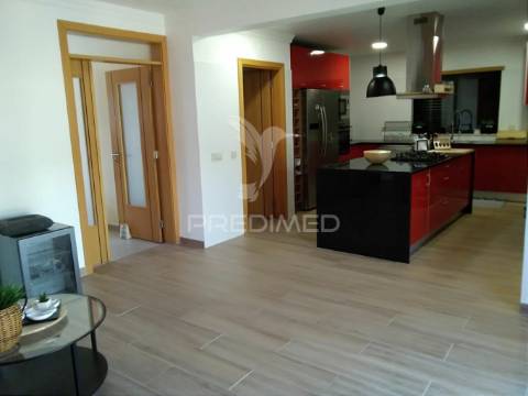 Olhão-luxuosa moradia nova v4  piscina interior privada, ginásio e bbq