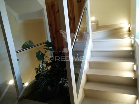 Olhão-luxuosa moradia nova v4  piscina interior privada, ginásio e bbq