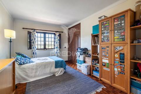 Moradia t4 - aljubarrota