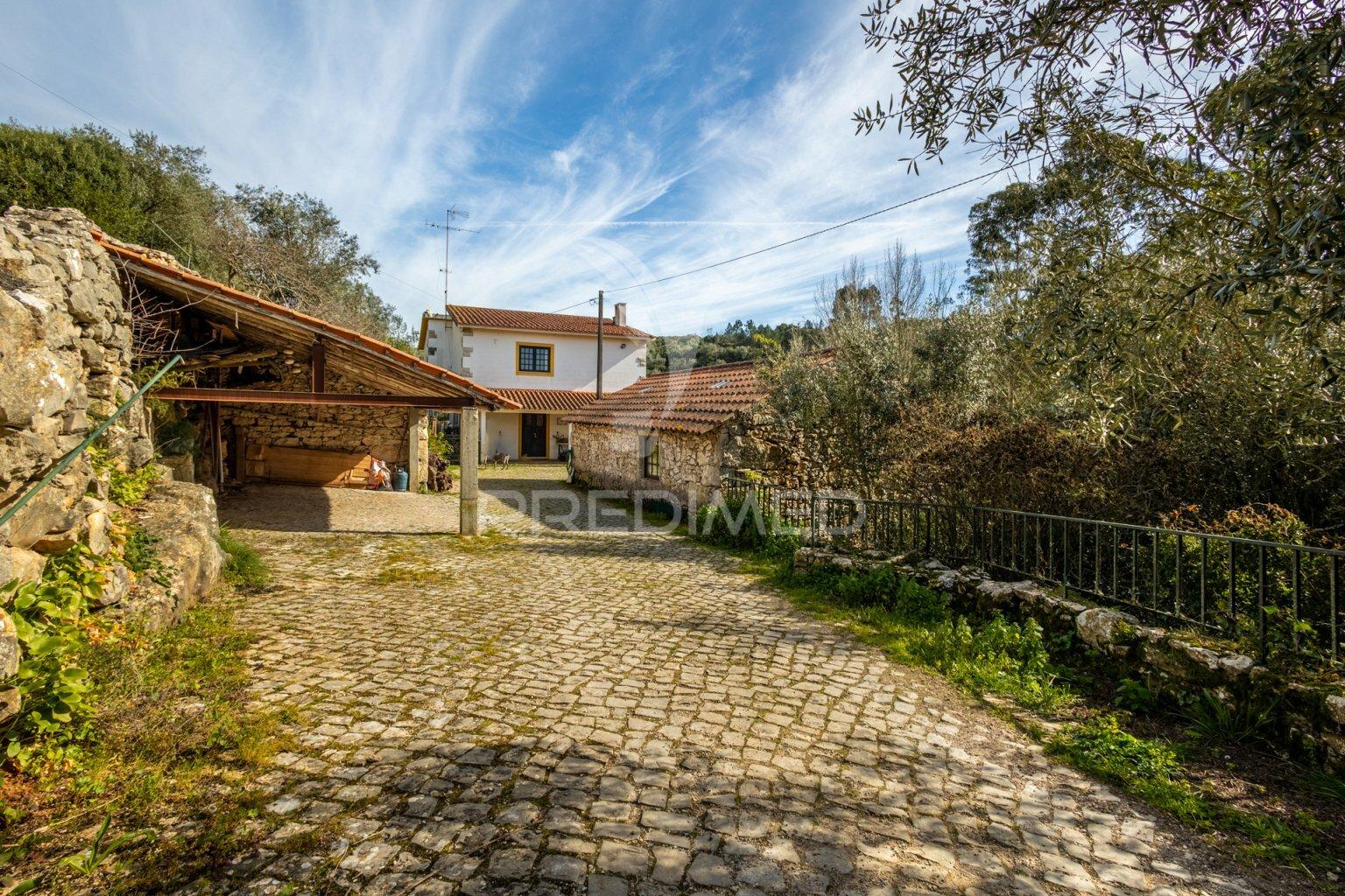 Moradia t4 - aljubarrota