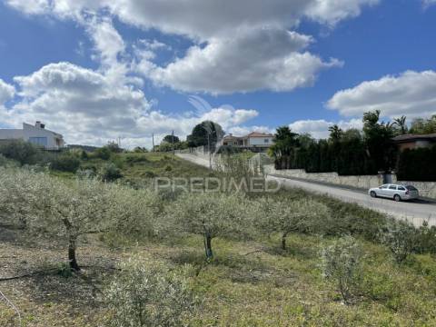 Terreno c/ 2200m p/ construção, arrabal