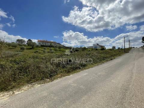 Terreno c/ 2200m p/ construção, arrabal