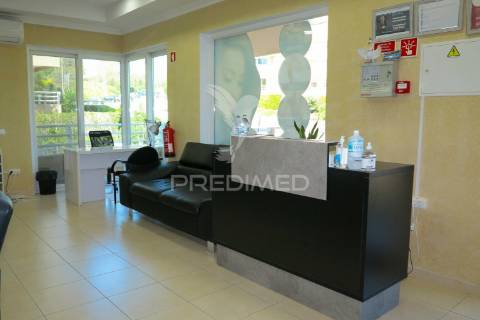 Cabeleireira na praia da rocha