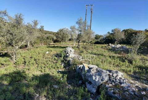 Terreno misto com uma área de 52.600.00m2 vale da trave / santarém
