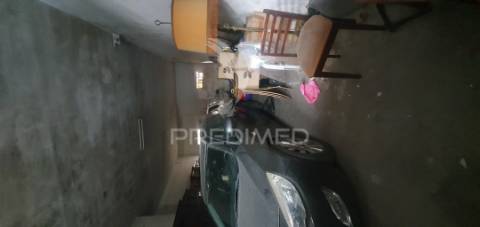 Apartamento t2 com garagem