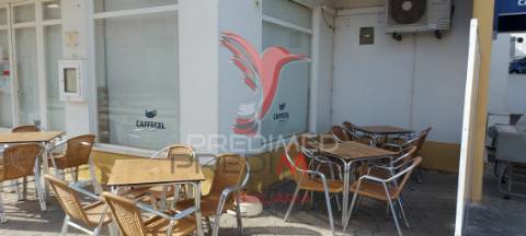 Loja para comércios, serviços e restauração em lagos