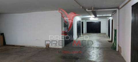 Loja para comércios, serviços e restauração em lagos