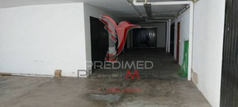 Loja para comércios, serviços e restauração em lagos