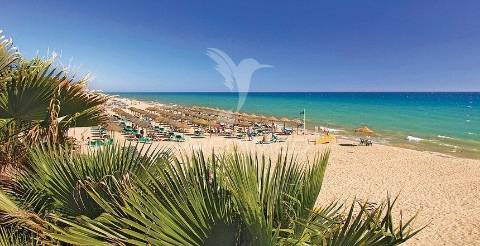 Esta penthouse t3 duplex lidera o que de melhor existe em vilamoura