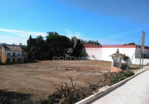 Terreno urbano | c/ projeto aprovado p/ 6 moradias | turcifal | torres vedras