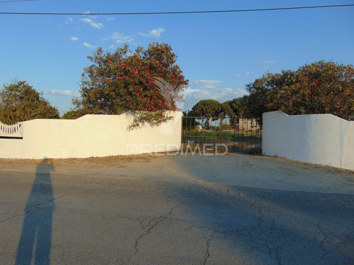 Terreno com 13.245 em alcochete