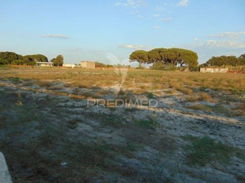 Terreno com 13.245 em alcochete