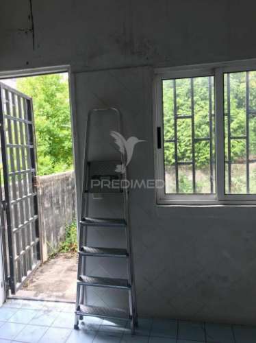 Prédio fachada oitocentista-ao metro marquês-porto