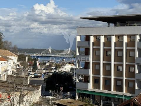 Apartamento t3 zona ribeirinha de portimão