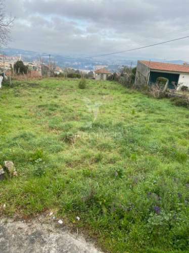 Terreno junto santo tirso / aves