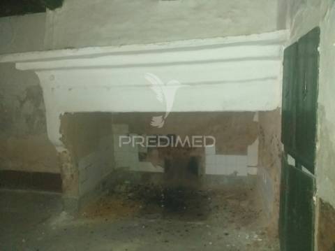 Moradia em alpalhão - nisa