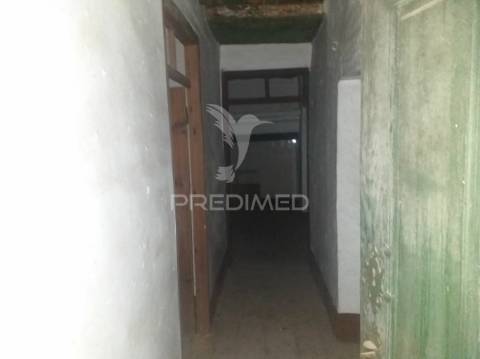 Moradia em alpalhão - nisa