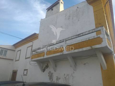 Moradia em alpalhão - nisa