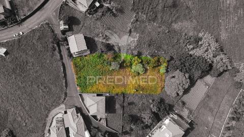Terreno com  1460m2 em santana