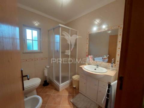 Aljezur - moradia térrea onde o sol bate à porta e a natureza dá os bons dias