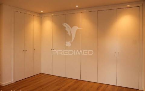 Moradia isolada t5  com piscina nas quintinhas