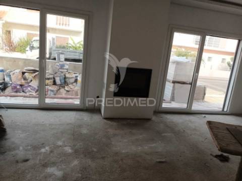 Moradia isolada t5  com piscina nas quintinhas