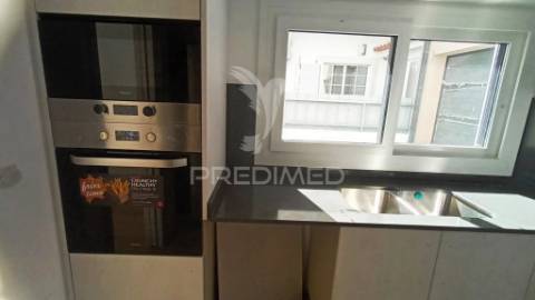 Moradia isolada t5  com piscina nas quintinhas