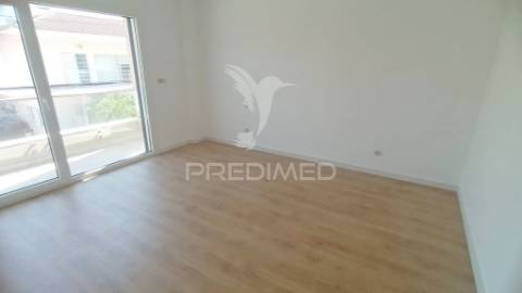 Moradia isolada t5  com piscina nas quintinhas