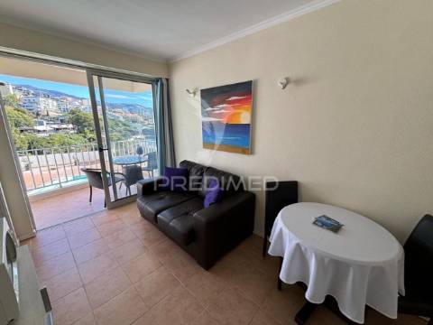 Ilha da madeira - apartamento com vista mar / apartment with sea views